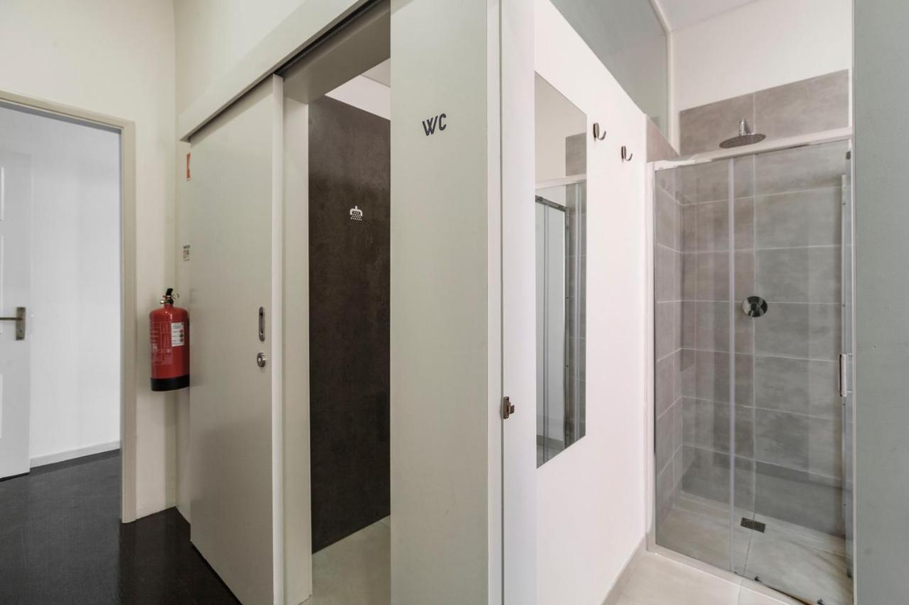 A Bica Hostel Понта-Делгада Экстерьер фото